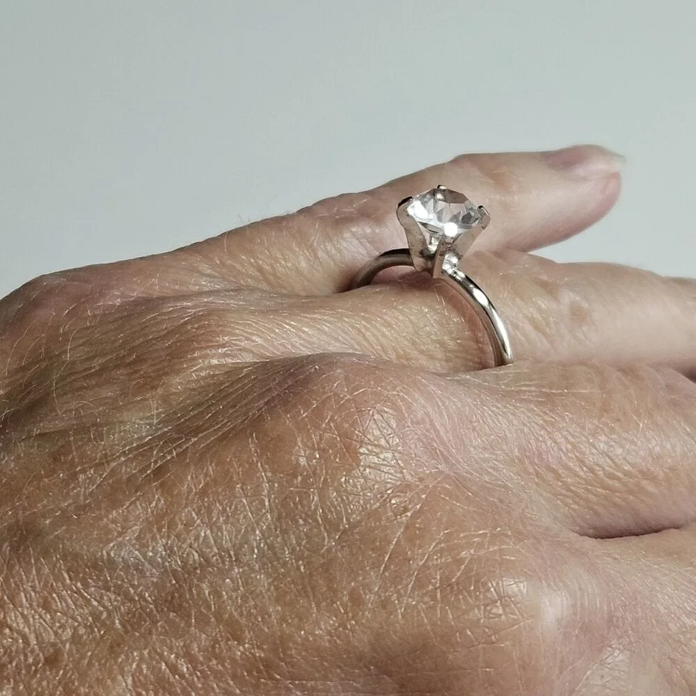 Vintage Silver Tone Uncas Ring Size 7 Solitaire Engagement Wedding
